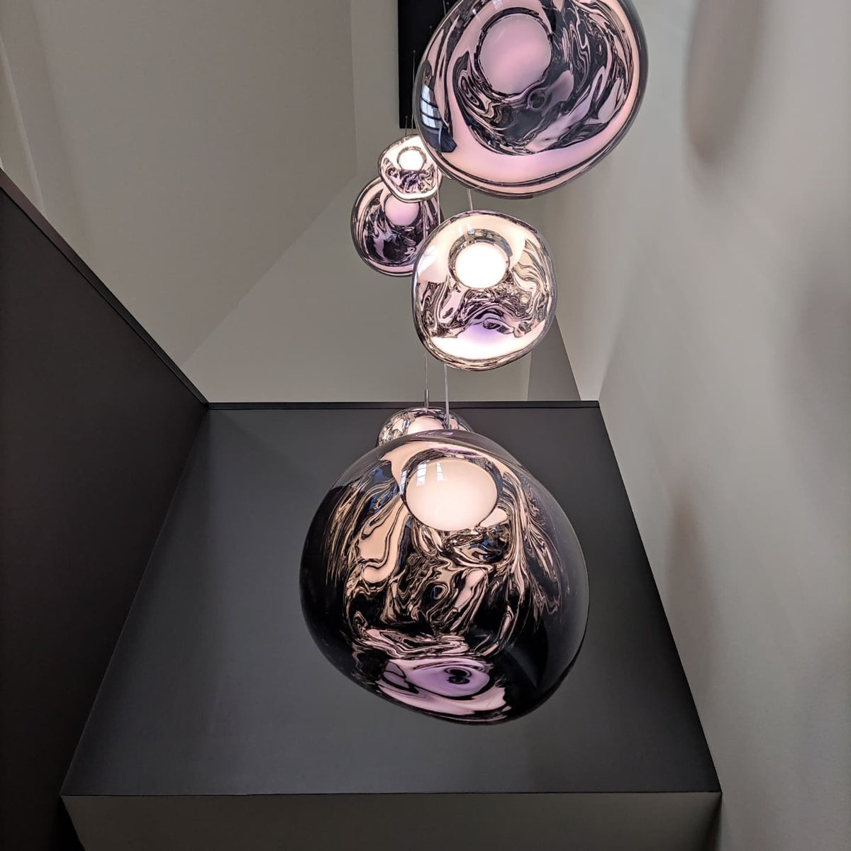 Magic Warped Pendant Light - iSmart Home Gadgets Limited