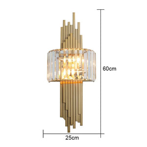 Introducing the Luxury Geometric Wall Sconce: a modern design showcasing vertical gold-tone bars and a central glass section, ideal for those with a taste for elegant home decor. Measuring 60 cm in height and 25 cm in width, this piece brings an Art Deco flair to any space.