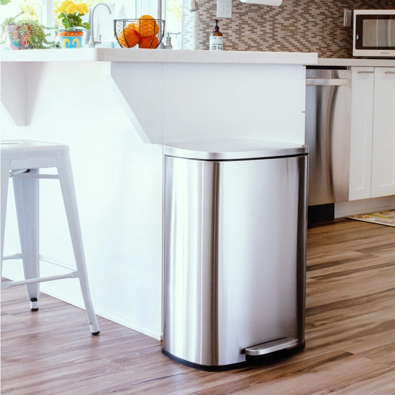 Trash Can with Lid  Best Accessory in Kitchen